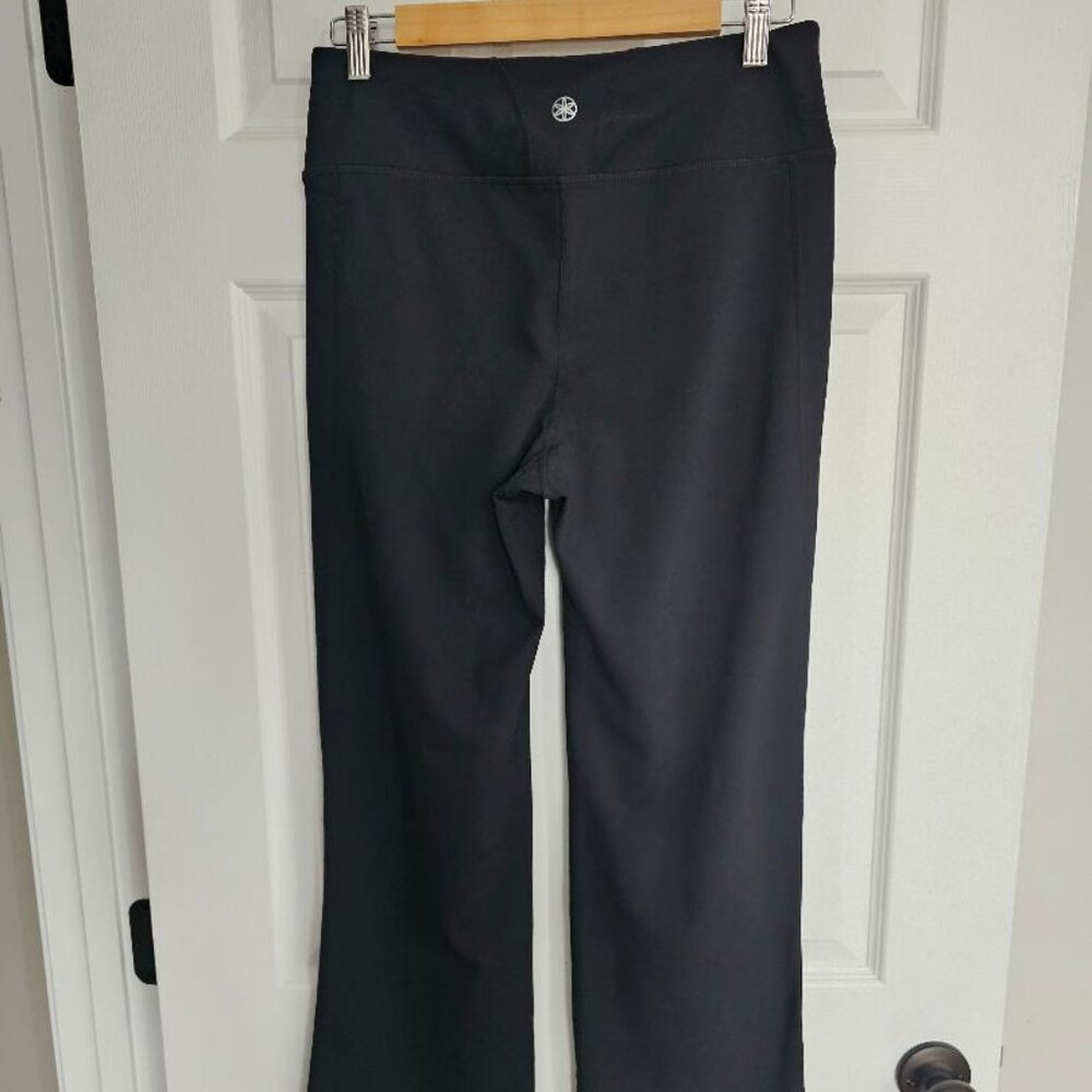 GAIAM Black flared leggings 2 pair size Medium - Picture 2 of 8